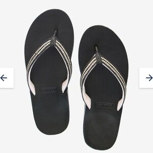 Hari Mari Sandals Flip Flops Women’s Field Puebla Black White Size 9